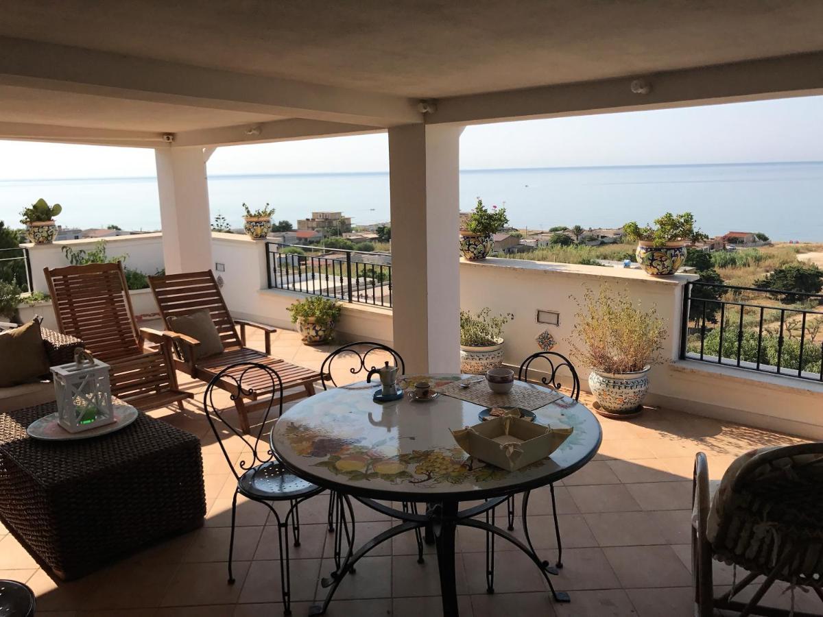 Villa Ceni appartamenti con 2 camere più servizi in villa con piscina Marinella di Selinunte Extérieur photo