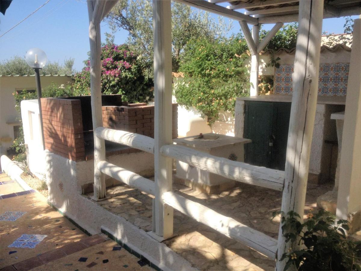 Villa Ceni appartamenti con 2 camere più servizi in villa con piscina Marinella di Selinunte Extérieur photo