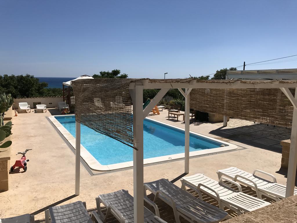 Villa Ceni appartamenti con 2 camere più servizi in villa con piscina Marinella di Selinunte Extérieur photo