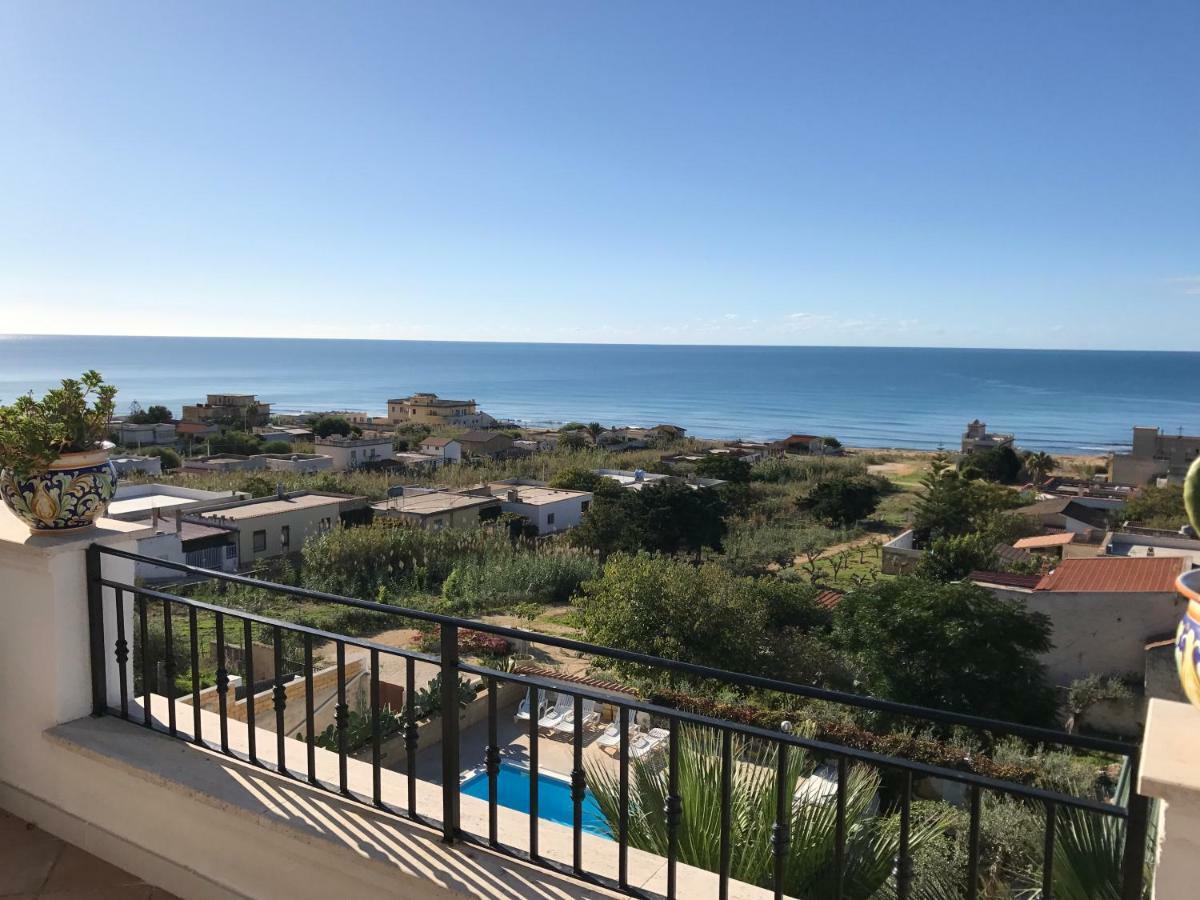 Villa Ceni appartamenti con 2 camere più servizi in villa con piscina Marinella di Selinunte Extérieur photo